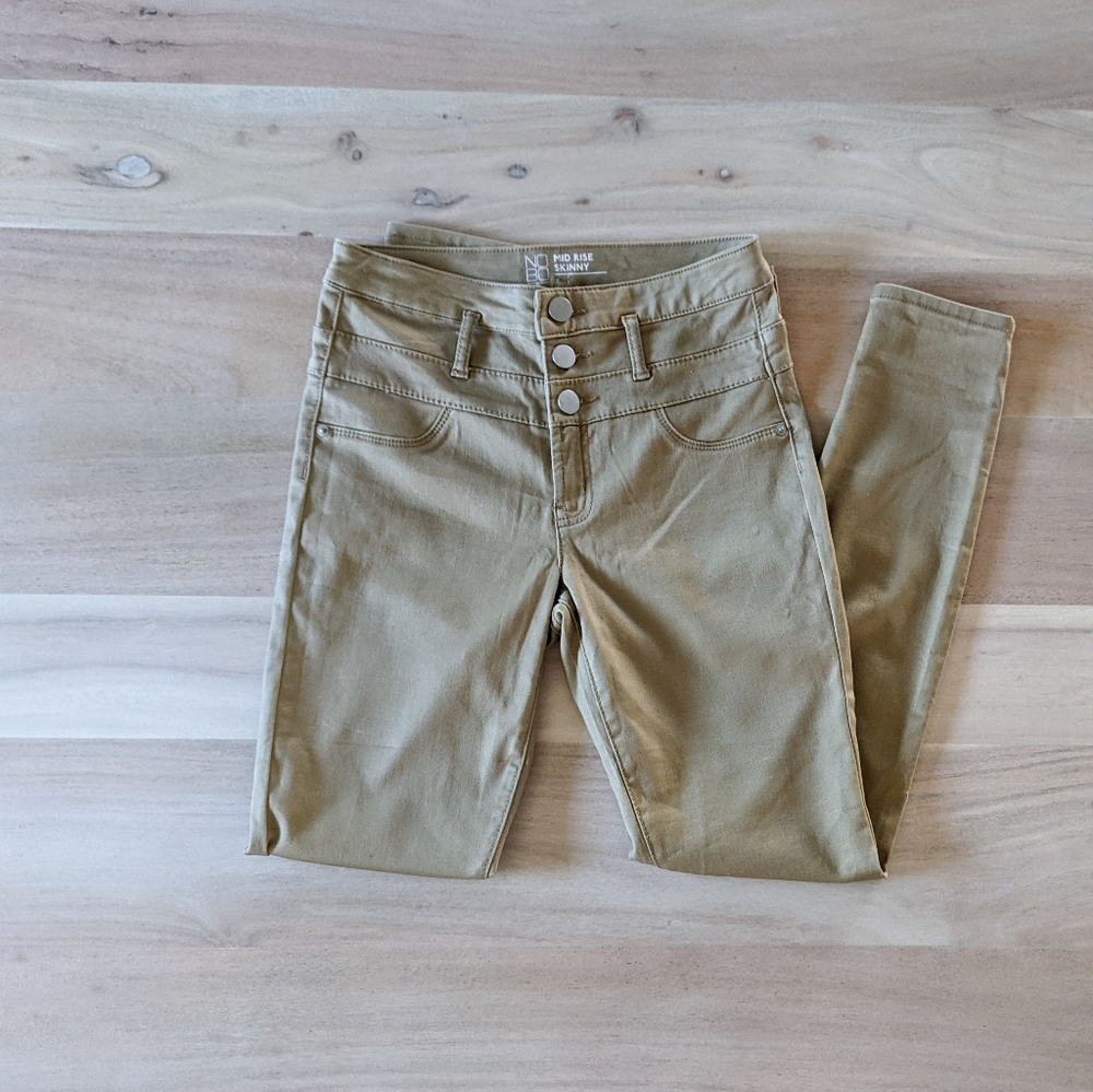 No Boundries Juniors Size: 9 Tan Mid-Rise Button-Zipper Fly Skinny Jeans